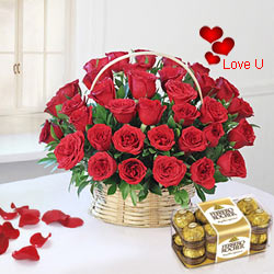 Make your dear one very happy and delighted on Val...