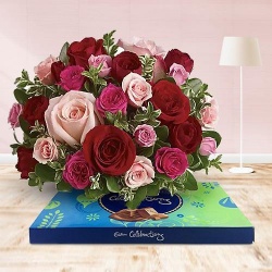 Eye-Catching 50 Pink and Red Roses for Special Mom...