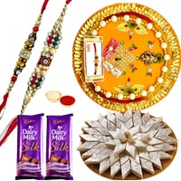 Arresting Hamper of Savory of 250 Gms of Kaju Katl...