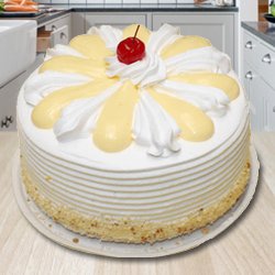 3/4 Star Bakery's Astoundingly Beautiful 2 Kg Vanilla Cake to Darjiling 3/4 Star Bakery's Astoundingly Beautiful 2 Kg Vanilla Cake to Darjiling