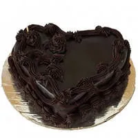 Tasty Chocolate Cake in Heart Shape to Cooch behar