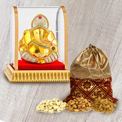 Lip-Smacking Dry Fruits Potli with Designer Vinayak Murti to Cooch behar Lip-Smacking Dry Fruits Potli with Designer Vinayak Murti to Cooch behar