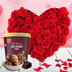Lovely Red Roses Heart Shape Bouquet with Kwality Walls Choco Brownie Fudge Ice Cream to Cooch behar