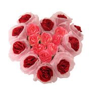Rich Grains of Long Lasting 18 Red and Pink Roses in Heart Frame Rich Grains of Long Lasting 18 Red and Pink Roses in Heart Frame