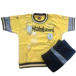 Yellow Kidswear for Boy.(4 year - 6 year) Yellow Kidswear for Boy.(4 year - 6 year)
