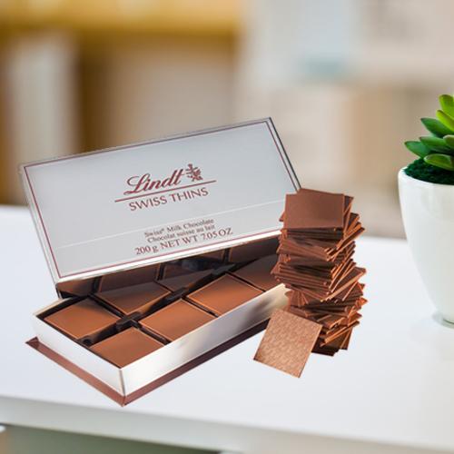Luxurious Lindt Swiss Milk Thin Chocolates Luxurious Lindt Swiss Milk Thin Chocolates