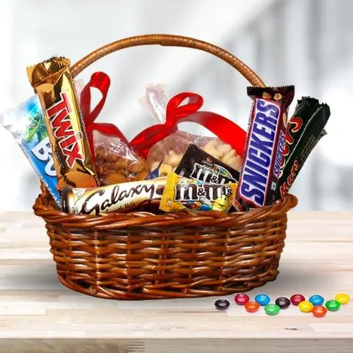 Gift Box No 1  Manak Mewa