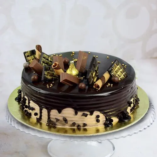 Extraordinary Eggless Chocolate Cake with Choco-thins Garnishing