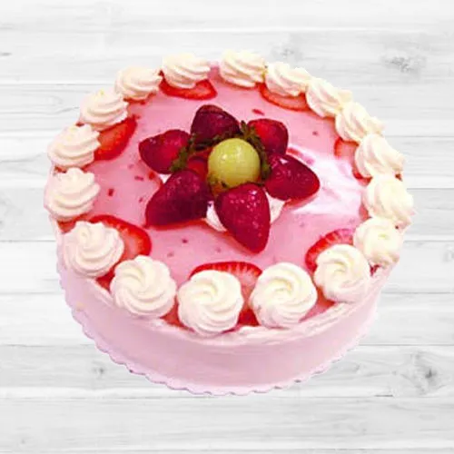 Tasty Strawberry Cake