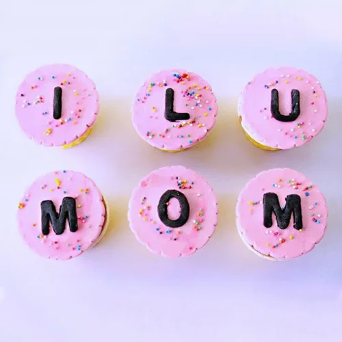 Delectable ILU MOM 6pcs Cup Cake