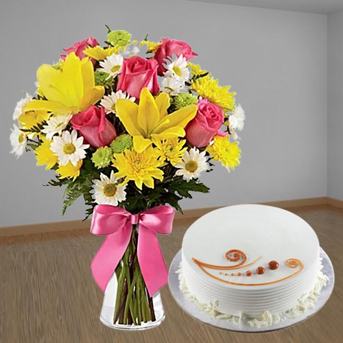 Gift Mixed Flowers Bunch with Vanilla Cake Online Gift Mixed Flowers Bunch with Vanilla Cake Online