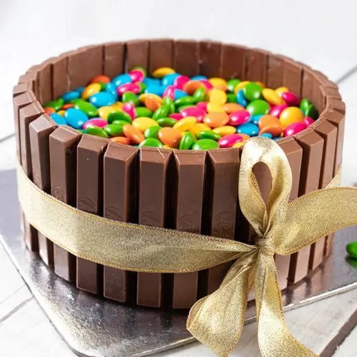 Delicious Kitkat Gems Cake