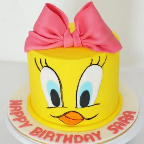 Bakery-Fresh Kid Special Tweety Cake