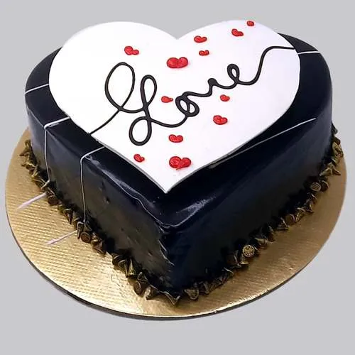 Magnificent Heart Shape Chocolate Cake