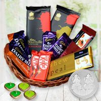 Irresistible Arrangement of Rich Chocolate Goodies Irresistible Arrangement of Rich Chocolate Goodies