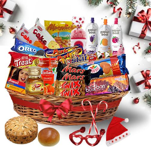Creative Christmas Treat Basket<br> Creative Christmas Treat Basket<br>