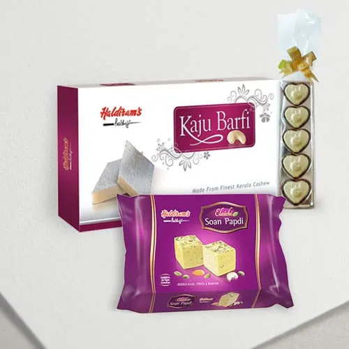Cheerful Assort from Haldiram Cheerful Assort from Haldiram