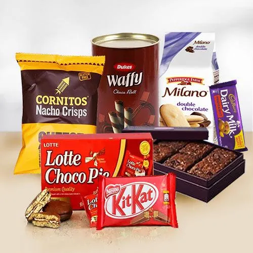 Lavish Crunch N Munch Chocolate Hamper