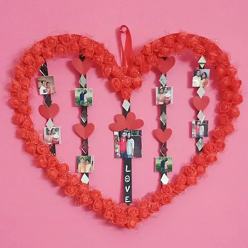 Appealing Handmade Love Frame for Personalized Photos