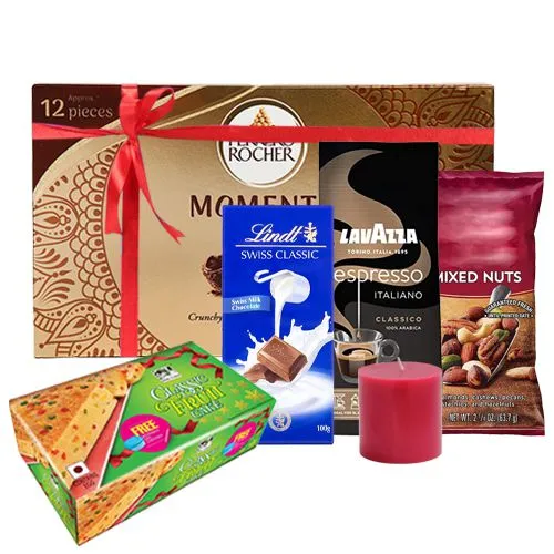 Delicious Xmas Treat Assortments Gift Hamper