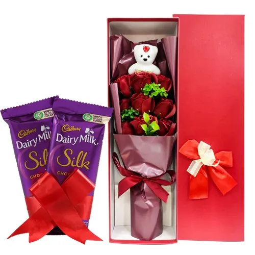Exclusive Artificial Roses Bouquet N Cadbury Silk Gift Set