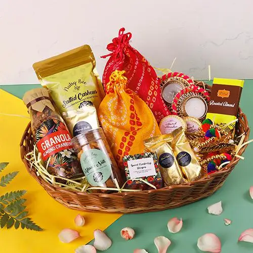 Luxury Delights Diwali Elegance Basket Luxury Delights Diwali Elegance Basket