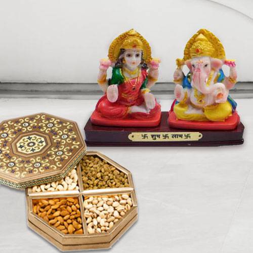 Ganesh Lakshmi with Dry Fruits Ganesh Lakshmi with Dry Fruits