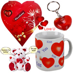 Send this Lovely Valentine Hamper consisting of Re...