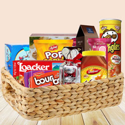 Incomparable Food Basket with Amazing Taste Incomparable Food Basket with Amazing Taste