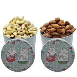 Crispy N Crunchy Dry Fruits Christmas Hamper Crispy N Crunchy Dry Fruits Christmas Hamper