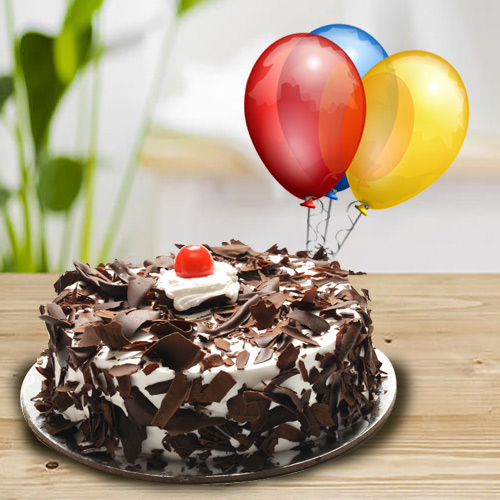 Remarkable 1 Kg Black Forest Cake with 5 Balloons Remarkable 1 Kg Black Forest Cake with 5 Balloons