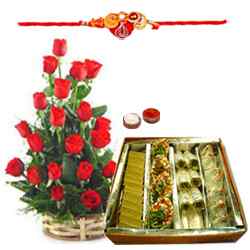 Elegant Rose Basket with Heavenly Collection of Sweets Elegant Rose Basket with Heavenly Collection of Sweets