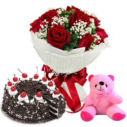 Deliver Red Roses Bouquet with Black Forest Cake N Teddy Online Deliver Red Roses Bouquet with Black Forest Cake N Teddy Online