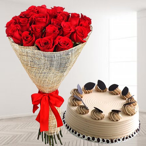 Send Combo Gift of Red Roses Arrangement n Coffee Cake Online Send Combo Gift of Red Roses Arrangement n Coffee Cake Online