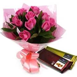 Buy Cadbury Temptations N Pink Roses Bouquet Buy Cadbury Temptations N Pink Roses Bouquet
