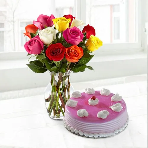 Order Strawberry Cake with Assorted Roses in a Vase for Mom