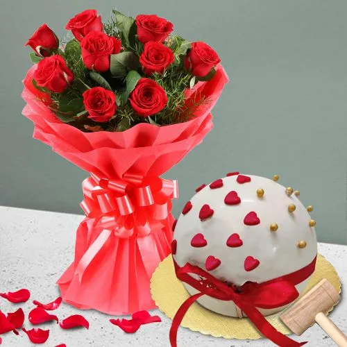 Splendid Surprise of Red Rose Bouquet n Love Smash Cake	