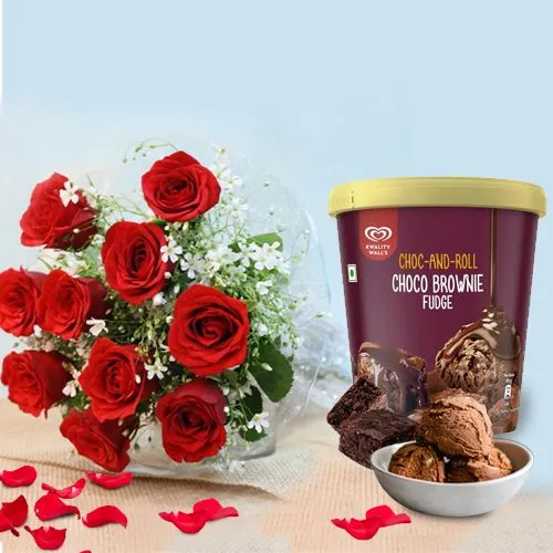 Stunning Combo of Red Roses N Kwality Walls Choco Brownie Fudge Ice Cream