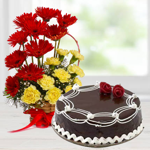Online Deliver Floral Arrangement with Chocolate Cake Online Deliver Floral Arrangement with Chocolate Cake