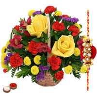 Admirable Roses and Seasonal Flowers Basket Admirable Roses and Seasonal Flowers Basket