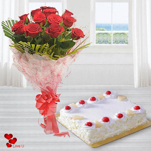Gift Online Red Roses Bouquet with Eggless Cake Gift Online Red Roses Bouquet with Eggless Cake