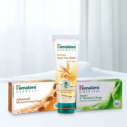 Shop for Himalaya Herbal 3-in-1 Bath Pack