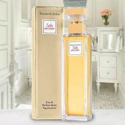 5th Avenue by Elizabeth Arden for women 125ml. EDP. 5th Avenue by Elizabeth Arden for women 125ml. EDP.