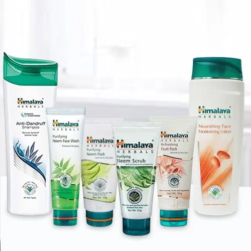 Order Himalaya Refreshing Bath Gift Hamper for Women