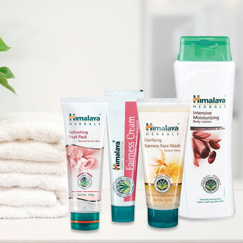 Look Fair with Himalaya Fairness Pack Look Fair with Himalaya Fairness Pack