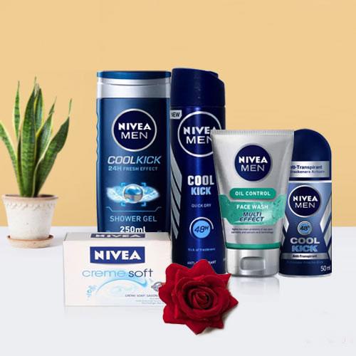 Shower Hour for Men with Nivea Gift Hamper for Men Shower Hour for Men with Nivea Gift Hamper for Men