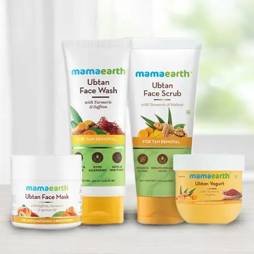 Best Looks with Mama Earth De-Tan Yoghurt Kit Gift Hamper Best Looks with Mama Earth De-Tan Yoghurt Kit Gift Hamper