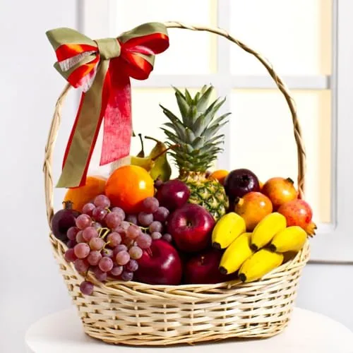 Immune-Boosting Fresh Fruits Gift Basket