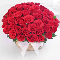 Extravagant Gift Basket with Impression of Love Extravagant Gift Basket with Impression of Love