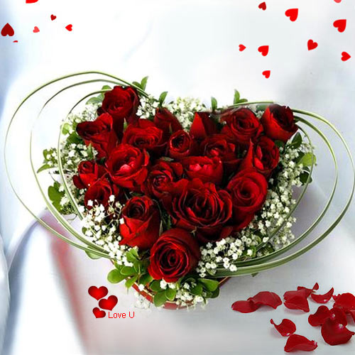 Order Heart Shaped Arrangement of Dutch Roses Online Order Heart Shaped Arrangement of Dutch Roses Online
